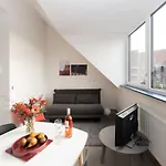 Le Rouge, Centre Ville, Quartier Historique 公寓 *