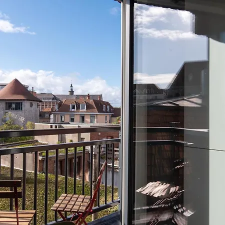 Le Rouge, Centre Ville, Quartier Historique 图尔奈