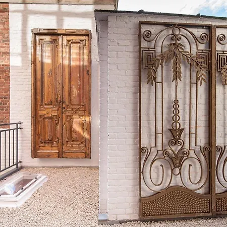 Le Rouge, Centre Ville, Quartier Historique