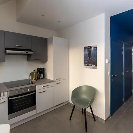 Le Rouge, Centre Ville, Quartier Historique Apartment